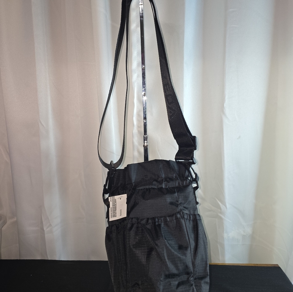 Aveda Black Nylon Bottle Pocket Pouch Swing Bag
